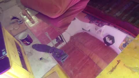 Laye19 online show from January 2025 12:54:02 PM