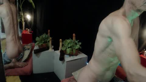 Laye19 online show from October 2025 05:16:02 AM