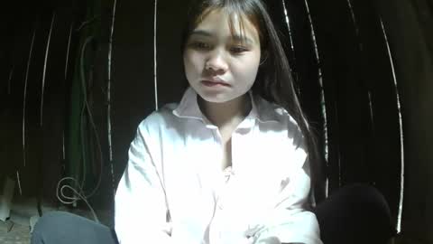 layla_999 online show from April 2026 01:05:02 AM