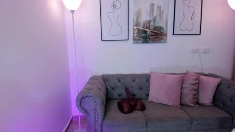 Layla Breezee online show from March 2026 12:31:02 PM