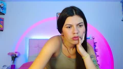 Lia and Rachel online show from February 2025 01:47:02 AM