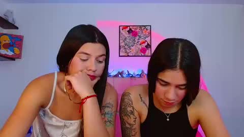 Lia and Rachel online show from October 2025 01:41:02 AM