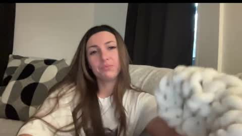 laylahlaylah1 online show from November 2025 01:21:02 PM