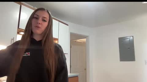 laylahlaylah1 online show from November 2025 05:46:02 PM