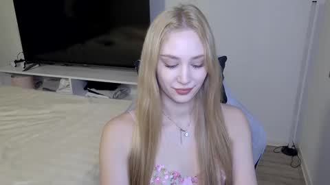 LaylaPretty001 online show from March 2026 05:22:01 AM