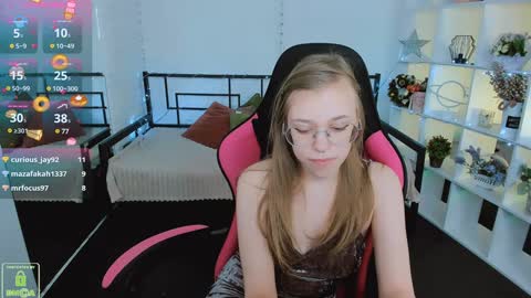 layriantavee online show from December 2024 09:59:02 AM