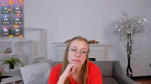 layriantavee online show from March 2025 01:37:01 PM