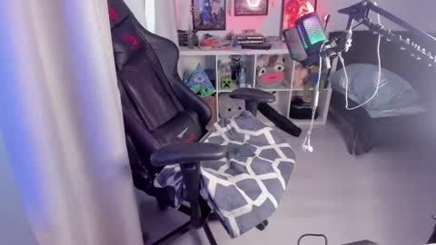 Haze aka Slava online show from March 2025 08:08:01 AM