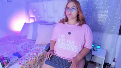 Leah  online show from March 2026 02:49:01 AM