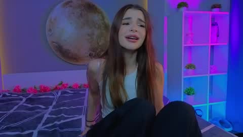 Sophie online show from April 2026 07:11:01 PM