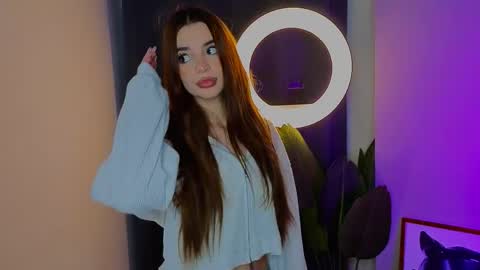 Sophie online show from April 2026 07:11:02 PM