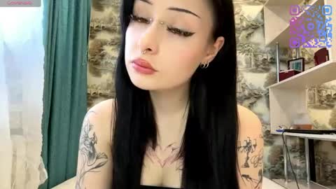 Kiki online show from May 2026 03:05:02 PM
