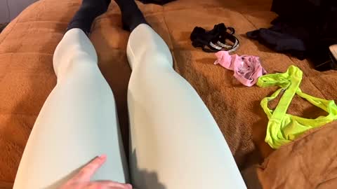 leggingslover7 online show from December 2024 01:06:01 PM