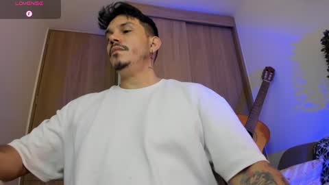 Alejandro online show from June 2026 02:09:01 AM