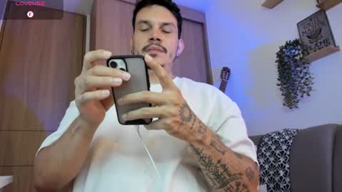Alejandro online show from June 2026 09:21:02 AM