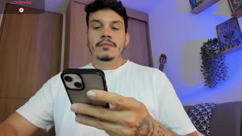 Alejandro online show from July 2026 10:28:02 AM
