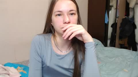 leila_bambi_ online show from February 2025 03:58:01 AM