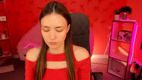 Leila Rai online show from April 2026 01:09:02 PM