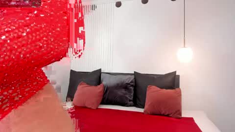 Leily online show from April 2026 09:51:02 PM