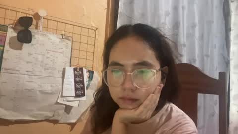 Kira   online show from May 2026 07:37:01 AM