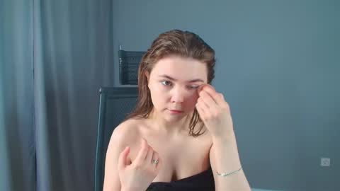 Snapshot of leksa_nolove chatting on April 2026 09:20:01 PM Leksa online show from April 2026 09:20:01 PM