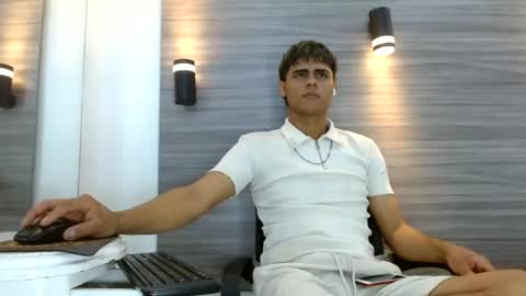 lelehott01 online show from June 2026 02:32:02 AM