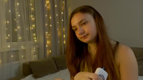 Lelia online show from April 2026 07:58:02 PM