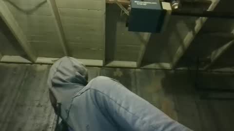 leo199984 online show from April 2026 02:57:01 AM