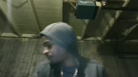 leo199984 online show from April 2026 04:15:02 AM