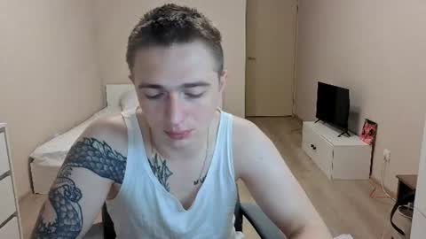 Snapshot of leo__miller chatting on July 2026 08:37:01 PM LEO online show from July 2026 08:37:01 PM