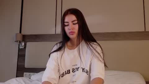 Mila online show from July 2026 05:33:02 AM