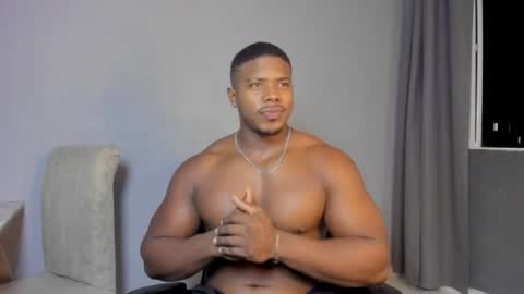 Snapshot of leonardo_jones1 chatting on July 2026 01:19:01 AM Leandro jones online show from July 2026 01:19:01 AM