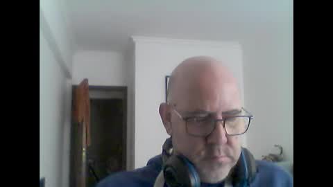 Snapshot of leonew71 chatting on March 2025 09:47:02 AM leonew71 online show from March 2025 09:47:02 AM