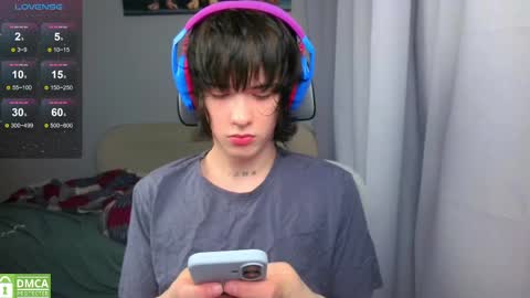 Snapshot of leonkissboy chatting on May 2026 10:05:02 PM leonkissboy online show from May 2026 10:05:02 PM