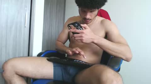 leostorm25 online show from September 2025 07:48:01 PM