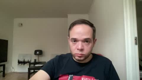 Snapshot of leroidesaulnes chatting on November 2025 01:06:01 PM leroidesaulnes online show from November 2025 01:06:01 PM