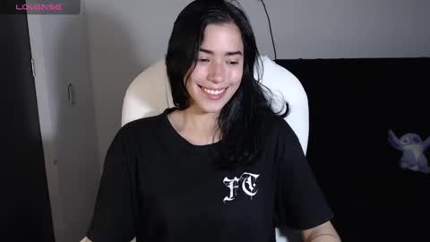 leslie  online show from February 2025 12:16:01 AM