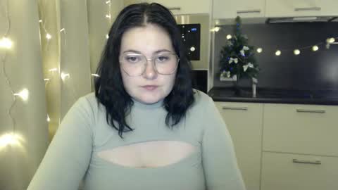 Snapshot of lesssi_ chatting on January 2025 11:16:02 PM Alison online show from January 2025 11:16:02 PM