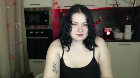 Snapshot of lesssi_ chatting on February 2025 04:23:01 AM Alison online show from February 2025 04:23:01 AM