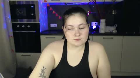Snapshot of lesssi_ chatting on February 2025 01:57:01 AM Alison online show from February 2025 01:57:01 AM