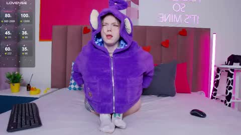 Lessy online show from February 2025 02:42:02 AM