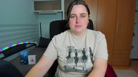 Snapshot of letticams chatting on June 2026 06:08:01 AM Naomi online show from June 2026 06:08:01 AM