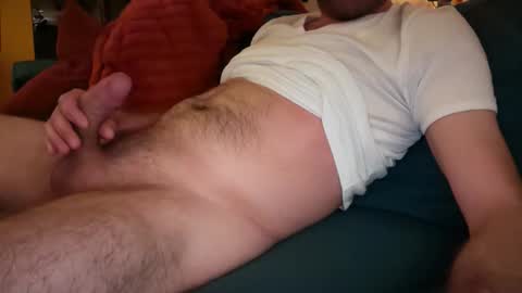 leukurrt online show from April 2026 06:28:01 PM