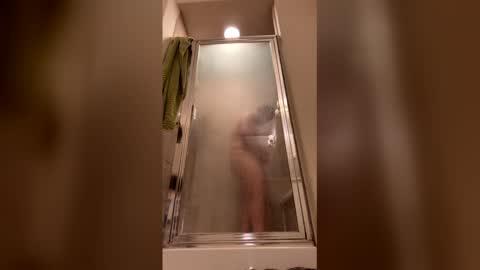 Snapshot of levasisa472230 chatting on April 2026 11:43:01 AM levasisa472230 online show from April 2026 11:43:01 AM