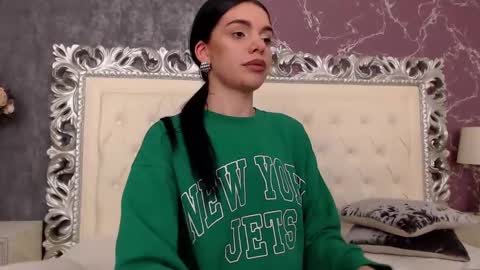 Snapshot of lexi__vicious chatting on February 2025 11:53:02 PM lexi__vicious online show from February 2025 11:53:02 PM