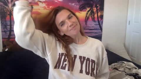 Alexia L. online show from September 2025 03:56:02 PM