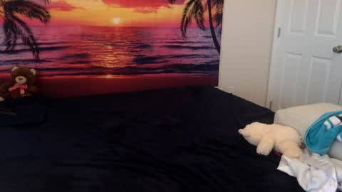 Alexia L. online show from September 2025 05:03:02 PM