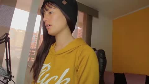 Leydy  online show from March 2026 07:53:01 PM