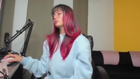 Leydy  online show from April 2026 01:30:01 AM