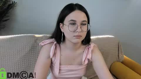 leylamirage online show from July 2026 12:19:02 PM